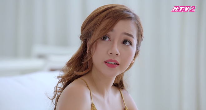 B&agrave; Mai ho&agrave;n to&agrave;n gục ng&atilde; v&igrave; bị con g&aacute;i mắng chửi, cả nh&agrave; hạch s&aacute;ch trong Gạo Nếp Gạo Tẻ - Ảnh 13.