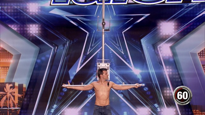 Got Talent Mỹ: Những m&agrave;n ảo thuật qu&aacute; kinh dị với bọ cạp, c&aacute; sấu, rắn đ&atilde; tiễn anh ch&agrave;ng n&agrave;y ra về! - Ảnh 9.