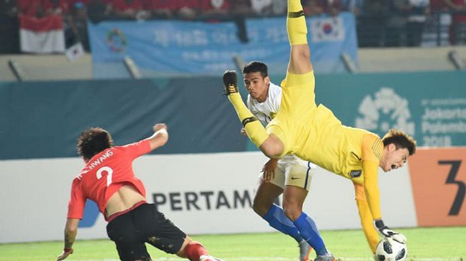 HLV Hàn Quốc thừa nhận sai lầm, xin lỗi người hâm mộ sau trận thua sốc Olympic Malaysia - Ảnh 1.