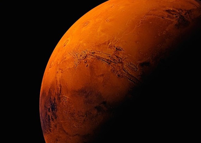 Sao Hỏa có màu đỏ là do đâu? Hãy nghe khoa học lý giải này - Ảnh 1.