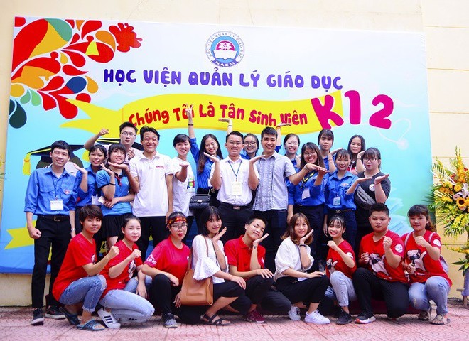 Nữ thủ khoa nghèo dân tộc Mường không có tiền học Đại học được miễn học phí, miễn ở ký túc xá và hỗ trợ tìm việc làm thêm - Ảnh 3.