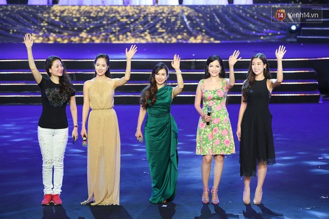 Hàng chục năm không xuất hiện, dàn cựu Hoa hậu Việt Nam gây bất ngờ với vẻ trẻ trung trong buổi tổng duyệt đêm Gala - Ảnh 9.