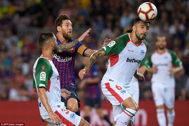 Messi lập cú đúp, Barca thắng tưng bừng ngày khai màn La Liga 2018/19 - Ảnh 2.
