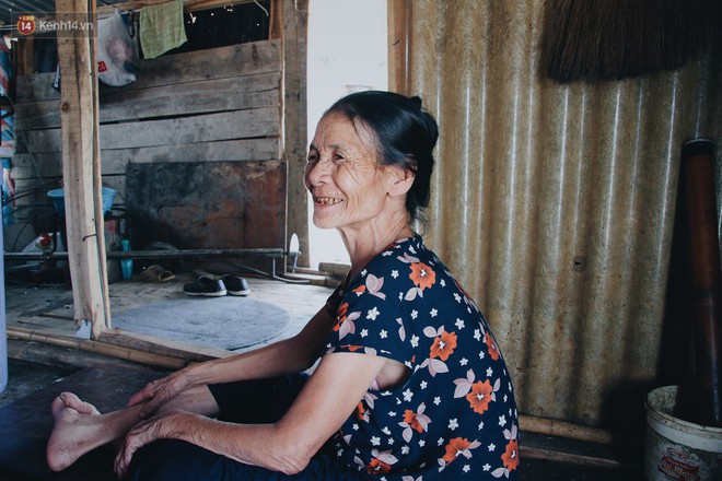 &Ocirc;ng cụ trong bộ ảnh T&igrave;nh gi&agrave; bị đưa v&agrave;o trung t&acirc;m bảo trợ x&atilde; hội khi đi nhặt ve chai: Mong &ocirc;ng được về sớm để b&agrave; đỡ buồn, đỡ kh&oacute;c - Ảnh 5.