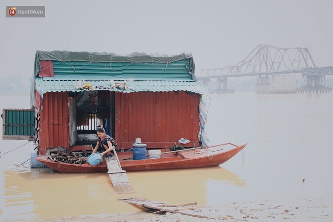 Ông cụ trong bộ ảnh Tình già bị đưa vào trung tâm bảo trợ xã hội khi đi nhặt ve chai: Mong ông được về sớm để bà đỡ buồn, đỡ khóc - Ảnh 4.