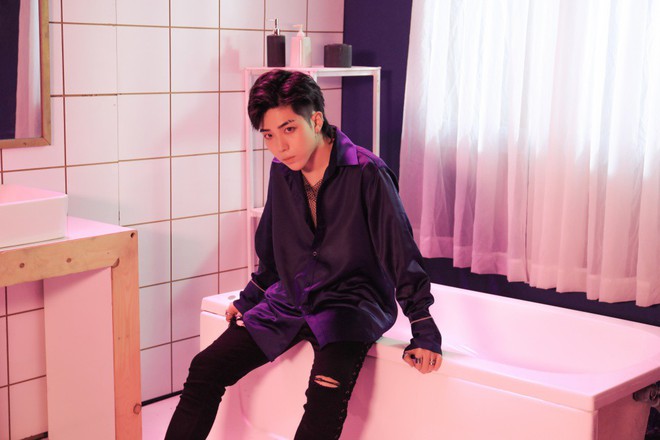 MV mới của Uni5 c&aacute;n mốc triệu view sau 1 ng&agrave;y, c&aacute;c th&agrave;nh vi&ecirc;n hoang mang v&igrave; kh&ocirc;ng ngờ fan lại th&iacute;ch đề t&agrave;i đam mỹ - Ảnh 5.