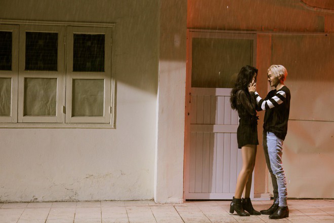 Tưởng MV sặc m&ugrave;i đam mỹ nhưng cuối c&ugrave;ng 2 mỹ nam của Uni5 lại g&acirc;y hấn v&igrave; một c&ocirc; g&aacute;i - Ảnh 7.