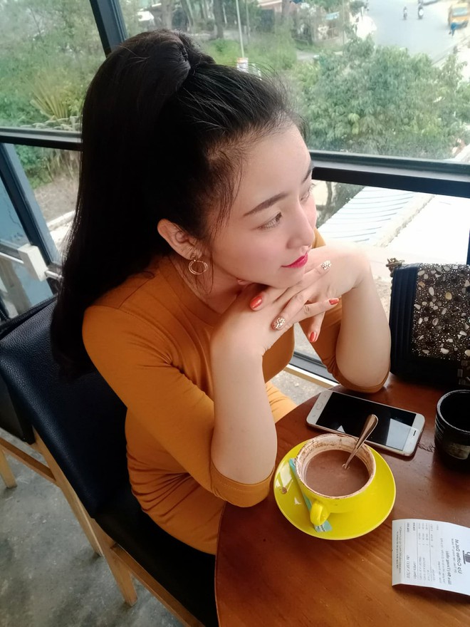 Hot girl bánh tráng trộn Đà Lạt: Tôi ly hôn chồng vì anh ấy ngoại tình, không thể tha thứ! - Ảnh 3.