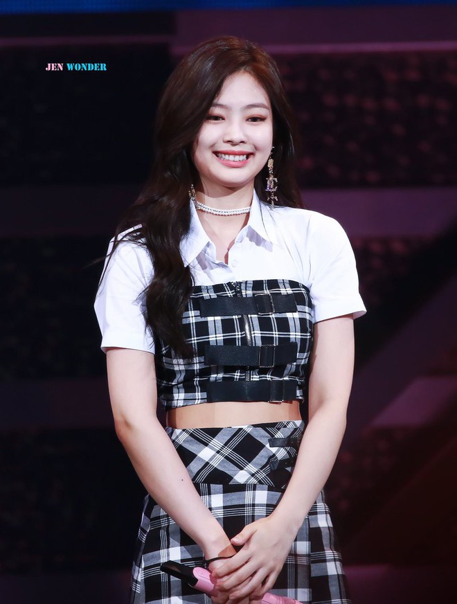 Jennie (Black Pink) có khả năng “sang chảnh hóa mọi thứ”, kể cả đồ bình dân? - Ảnh 6.