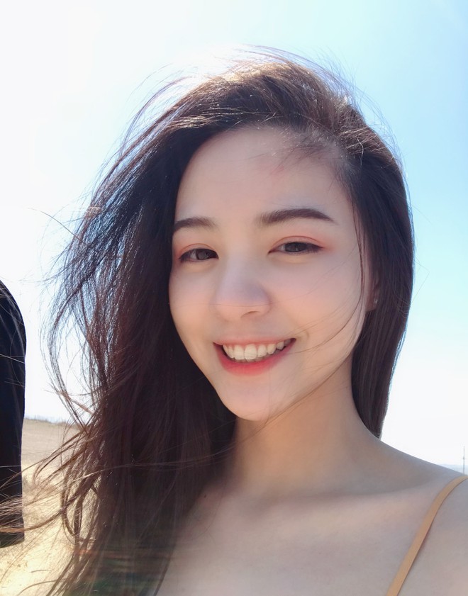 Nữ thần mới MXH Trung Quốc: Tiểu thư sang chảnh, mặt xinh, d&aacute;ng chuẩn, cực giống Min Hyo Rin - Ảnh 1.