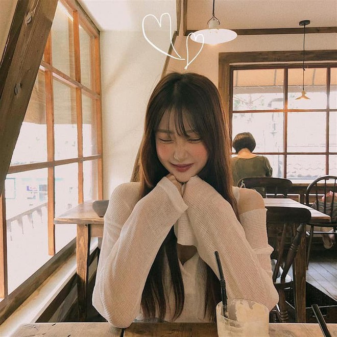 Xuất hiện best th&iacute;nh m&ugrave;a trăng rằm: Trung thu năm nay thay v&igrave; rước đ&egrave;n, anh rước em được kh&ocirc;ng? - Ảnh 2.