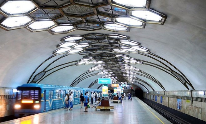 Ảnh: Khám phá ga tàu điện ngầm chống bom hạt nhân bí mật ở Uzbekistan - Ảnh 1.