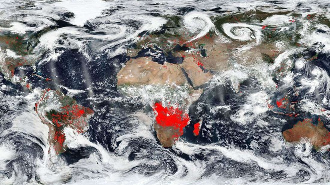 Bức h&igrave;nh g&acirc;y &aacute;m ảnh của NASA: Đ&acirc;y l&agrave; những khu vực mỗi năm đều ngập trong lửa tr&ecirc;n Tr&aacute;i đất - Ảnh 1.