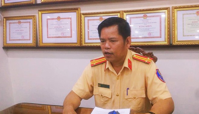 Cảnh s&aacute;t siết chặt an ninh c&aacute;c tuyến đường trung t&acirc;m S&agrave;i G&ograve;n trong thời gian Olympic Việt Nam đ&aacute; tứ kết ASIAD - Ảnh 1.
