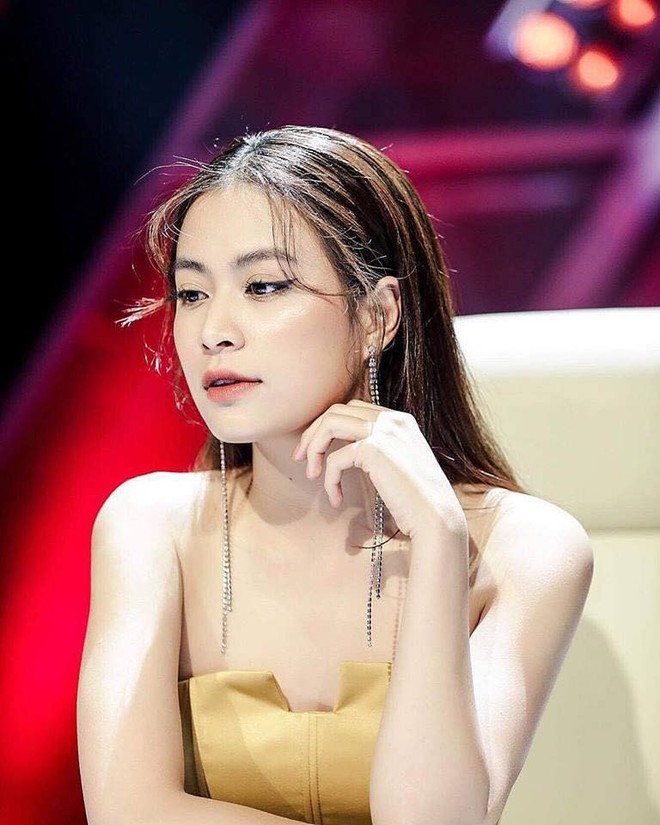 Đẳng cấp nhan sắc của Kế hoàng hậu – Xa Thi Mạn: Xuống tóc vẫn đẹp ngất ngây, đụng trúng kiểu mái “râu gián” siêu hot - Ảnh 6.