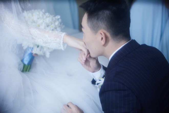 Trương Hinh Dư: Chùm ảnh cưới của Trương Hinh Dư - sĩ quan đặc công - Ảnh 17.