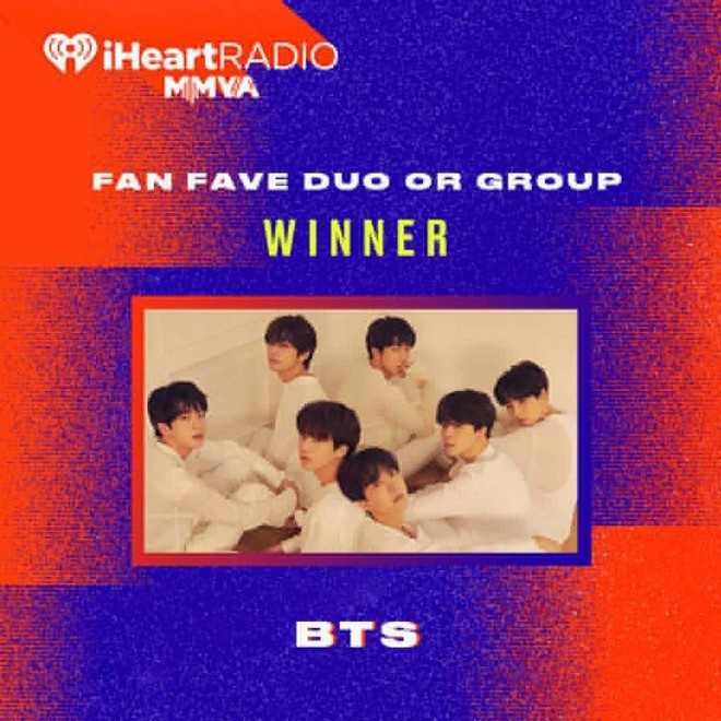 Chưa hết mừng v&igrave; Idol x&ocirc; đổ loạt kỉ lục YouTube, BTS lại đ&oacute;n nhận một giải thưởng tầm cỡ quốc tế - Ảnh 1.