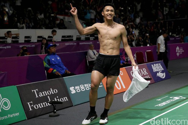 So&aacute;i ca cầu l&ocirc;ng 6 m&uacute;i g&acirc;y sốt tại Indonesia - Ảnh 2.
