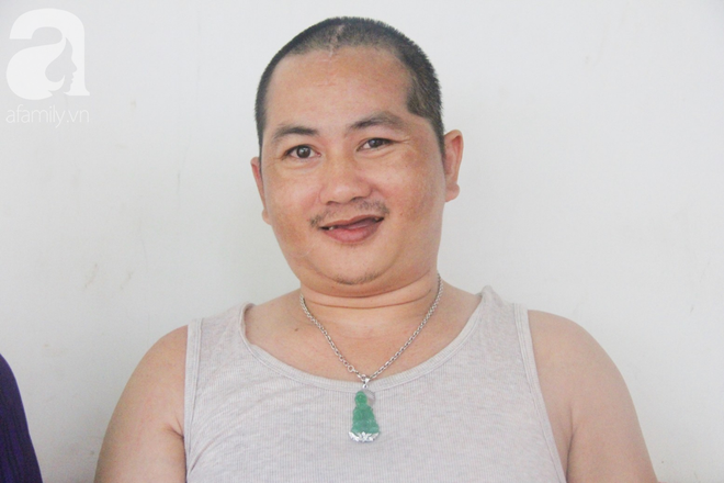 X&oacute;t cảnh người mẹ gi&agrave; c&ograve;ng lưng, d&igrave;u đứa con trai m&eacute;o đầu đến bệnh viện m&agrave; kh&ocirc;ng đủ tiền để chữa trị - Ảnh 15.