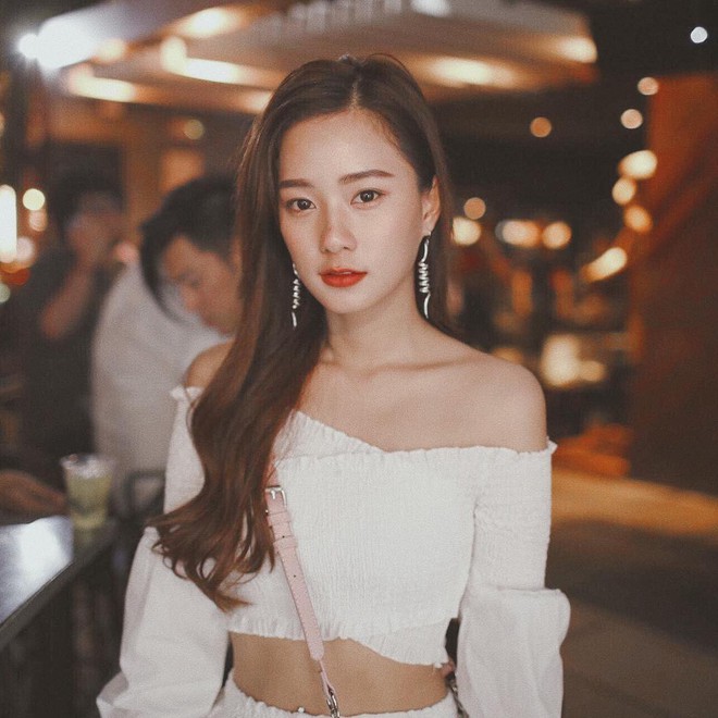 Hot girl Thái Lan sinh năm 1997 có gương mặt xinh xắn giống hệt Krystal (Fx) - Ảnh 6.