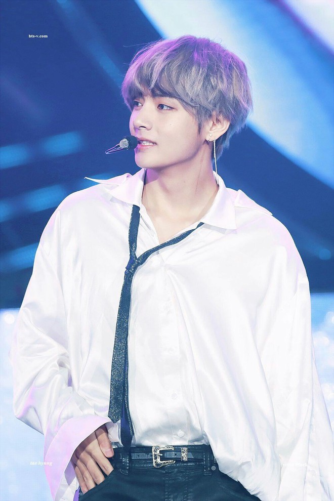 X&ocirc;n xao tin đồn ch&agrave;ng trai Nhật Bản &ldquo;đạo nh&aacute;i&rdquo; V (BTS), tổ chức fan-meeting như idol thực thụ - Ảnh 7.