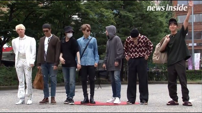 Chỉ để làm fan vui, Jin BTS quyết tâm cosplay công tử Bạc Liêu đến Music Bank trẩy hội  - Ảnh 6.