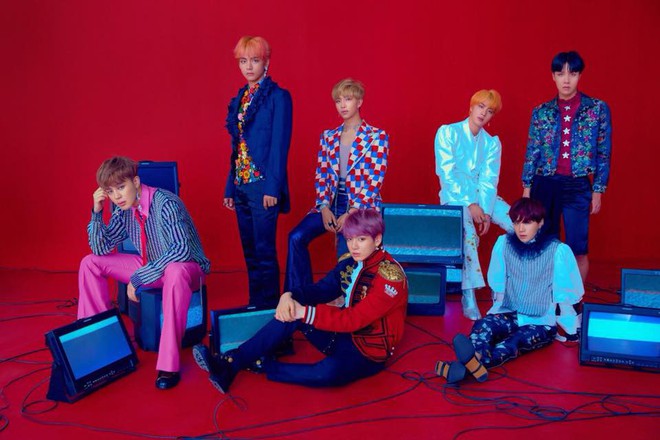 Doanh số tuần đầu không vượt triệu bản, album mới của BTS đành ngậm ngùi xếp sau đối thủ này - Ảnh 1.