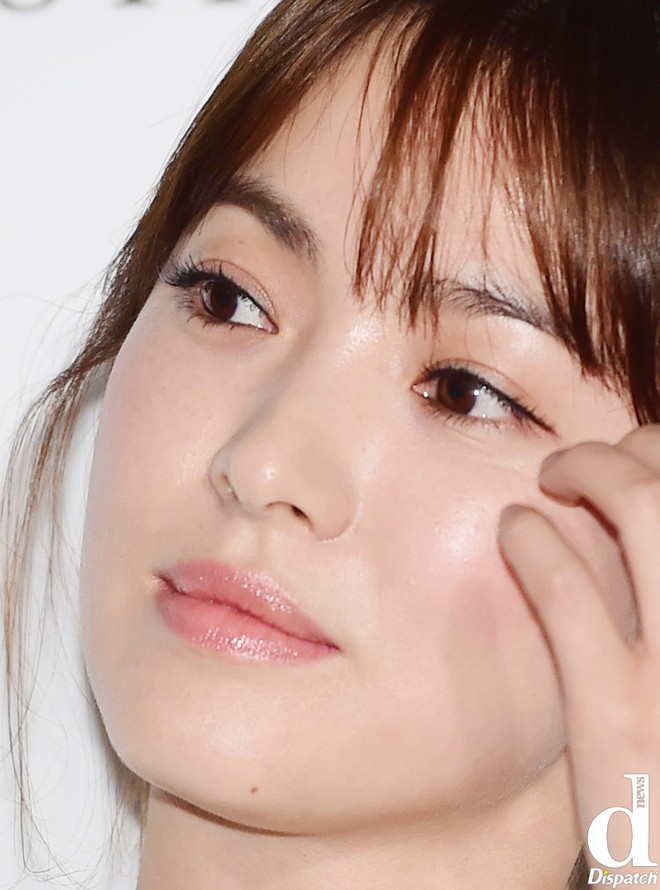 Tự tin để mặt mộc 100%, Song Hye Kyo lần đầu tiết lộ b&iacute; quyết c&oacute; được l&agrave;n da h&agrave;ng ngh&igrave;n người ngưỡng mộ - Ảnh 2.