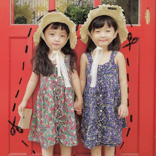 2 nhóc tỳ sinh đôi mới nổi đã xâm chiếm MXH Hàn Quốc vì dễ thương và sở hữu gu ăn mặc siêu chất - Ảnh 9.