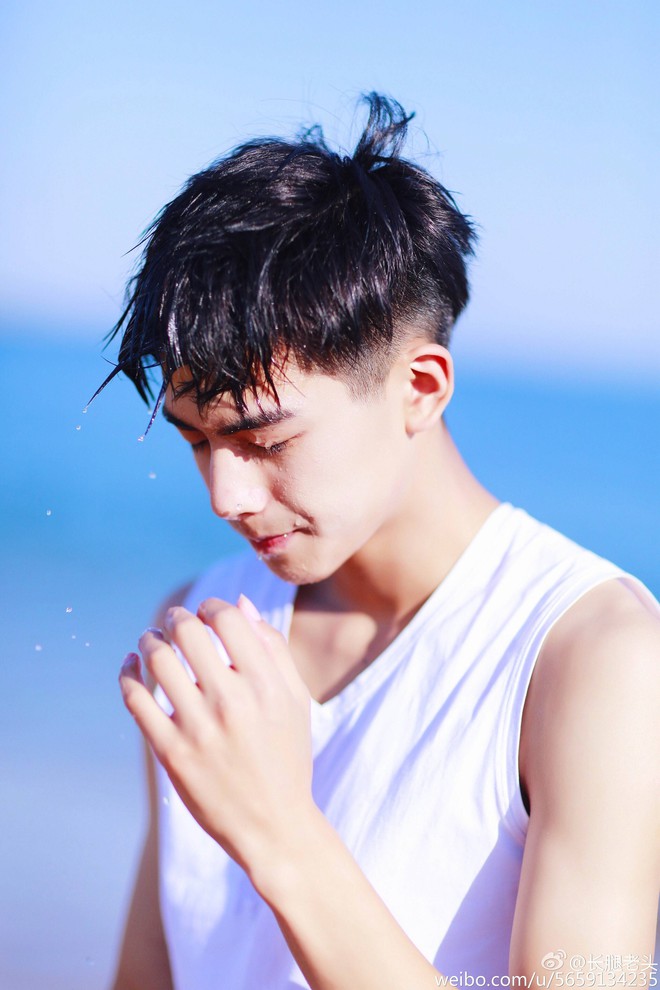 Nam thần của điện ảnh Trung g&acirc;y b&atilde;o v&igrave; đẹp bằng 3 idol H&agrave;n cực phẩm kết hợp, nhưng tuổi mới l&agrave; bất ngờ nhất - Ảnh 6.