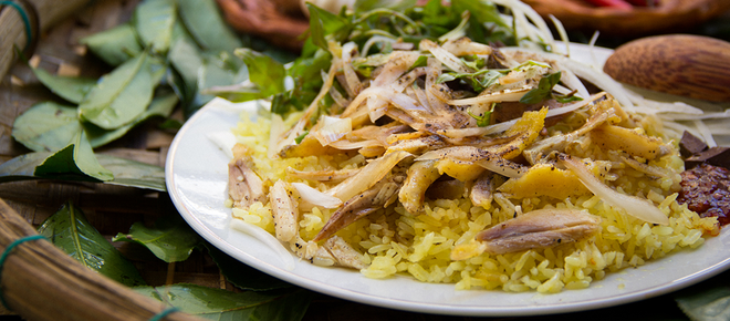 Cuối tuần rủ nhau nạp lại năng lượng với mấy món cơm gà hấp dẫn ở Sài Gòn - Ảnh 5.