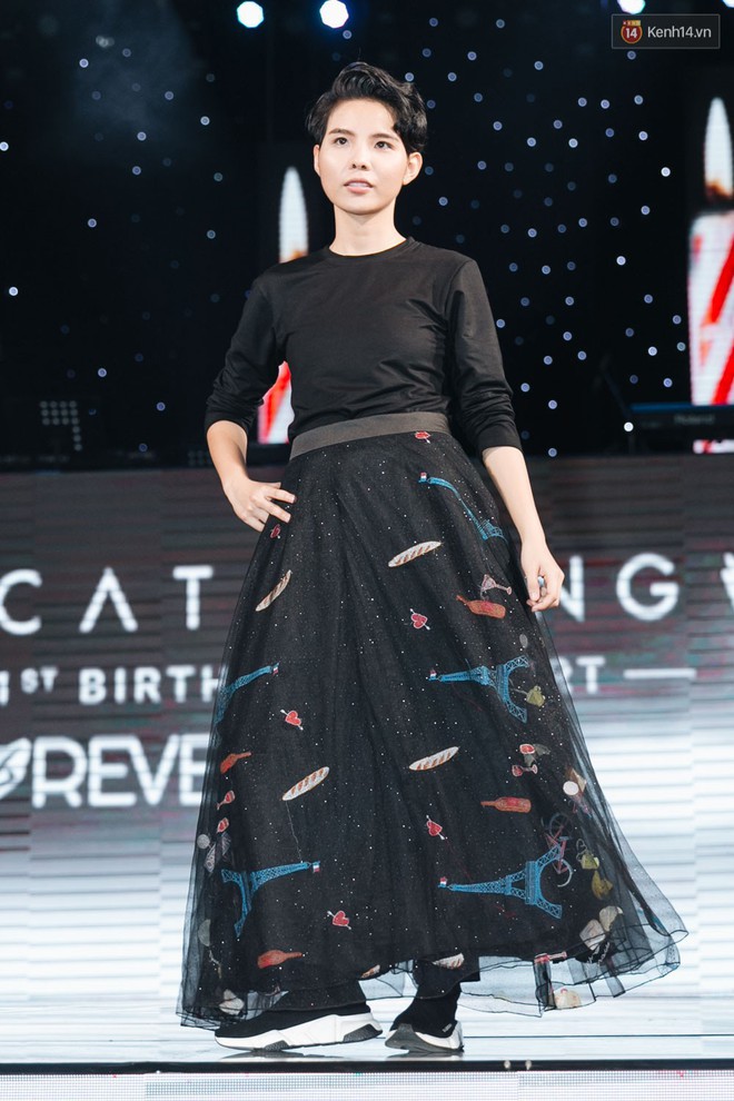 Style đ&uacute;ng chuẩn tomboy nhưng v&agrave;i lần Vũ C&aacute;t Tường lại khiến d&acirc;n t&igrave;nh x&ocirc;n xao khi diện v&aacute;y điệu đ&agrave;, duy&ecirc;n d&aacute;ng - Ảnh 5.