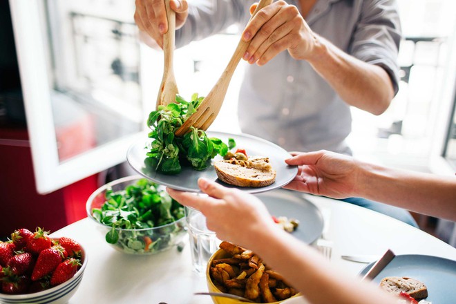 Ăn để giảm cân, nghe phi lý nhưng hoàn toàn hiệu quả nếu bạn áp dụng những bí quyết này - Ảnh 3.