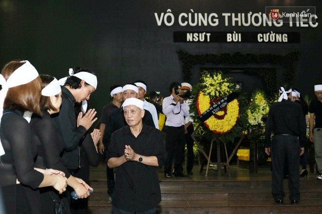 Thị Nở Đức Lưu và loạt nghệ sĩ Việt rơi nước mắt tiễn biệt Chí Phèo Bùi Cường - Ảnh 2.