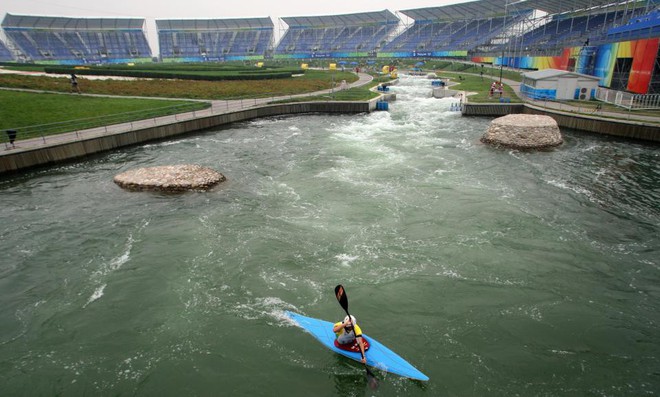 Khung cảnh hoang tàn, đổ nát của nơi diễn ra Olympic Bắc Kinh 2008 - Ảnh 1.