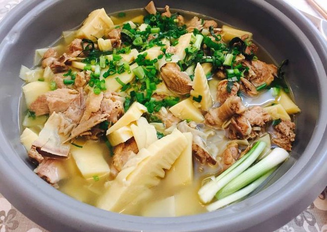 Thịt vịt kh&ocirc;ng chỉ l&agrave; m&oacute;n ăn ngon m&agrave; bạn c&ograve;n c&oacute; thể chữa khỏi những bệnh n&agrave;y - Ảnh 3.