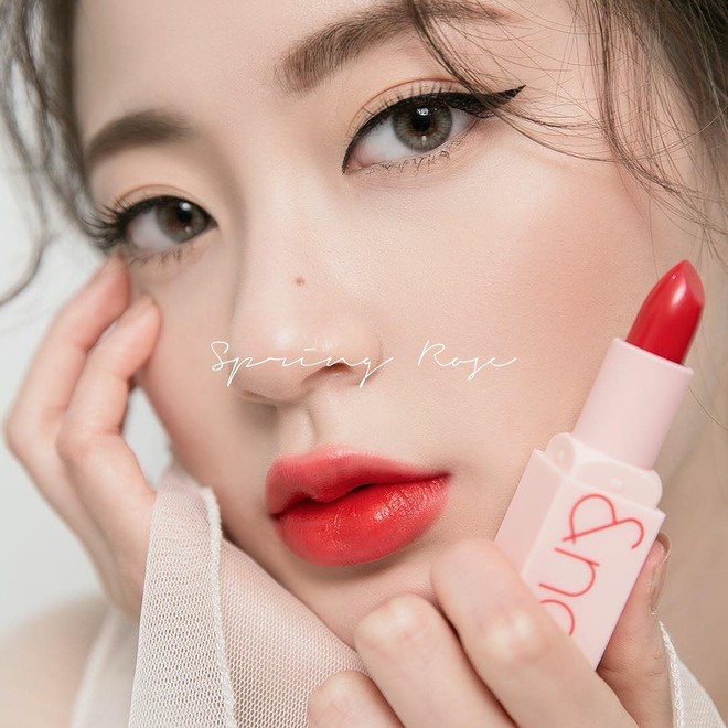 Đi chơi lễ tội gì không tút tát và đây là 11 gợi ý makeup xinh tuyệt vời từ các ulzzang dành cho bạn - Ảnh 5.