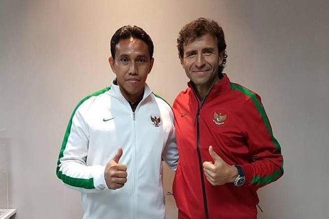 HLV đội tuyển Indonesia bỏ của chạy lấy người trước AFF Cup? - Ảnh 1.