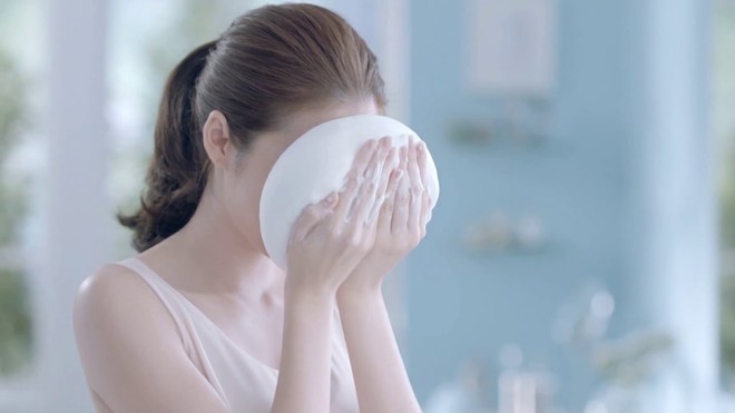5 sai lầm khi chăm sóc da mà bạn có thể mắc phải- Ảnh 2. 5 sai lầm khi chăm sóc da mà bạn có thể mắc phải- Ảnh 2.