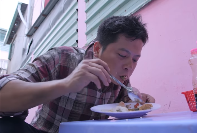 Gạo Nếp Gạo Tẻ: C&ocirc;ng tr&ecirc;n răng dưới d&eacute;p đến qu&aacute;n cơm từ thiện, ăn xong phải rửa b&aacute;t trả c&ocirc;ng - Ảnh 3.