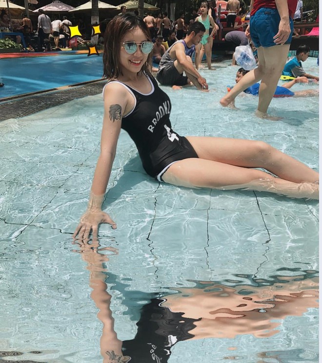 Trong c&aacute;c streamer nữ Việt Nam, ai l&agrave; người sở hữu th&acirc;n h&igrave;nh v&agrave; phong c&aacute;ch gợi cảm nhất? - Ảnh 7.