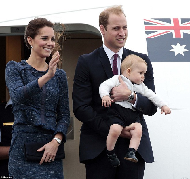 Ấn sau chiếc đồng hồ m&agrave; Kate Middleton thường đeo l&agrave; b&iacute; mật ngọt ng&agrave;o, li&ecirc;n quan đến cả C&ocirc;ng nương Diana, Ho&agrave;ng tử Harry v&agrave; William - Ảnh 7.