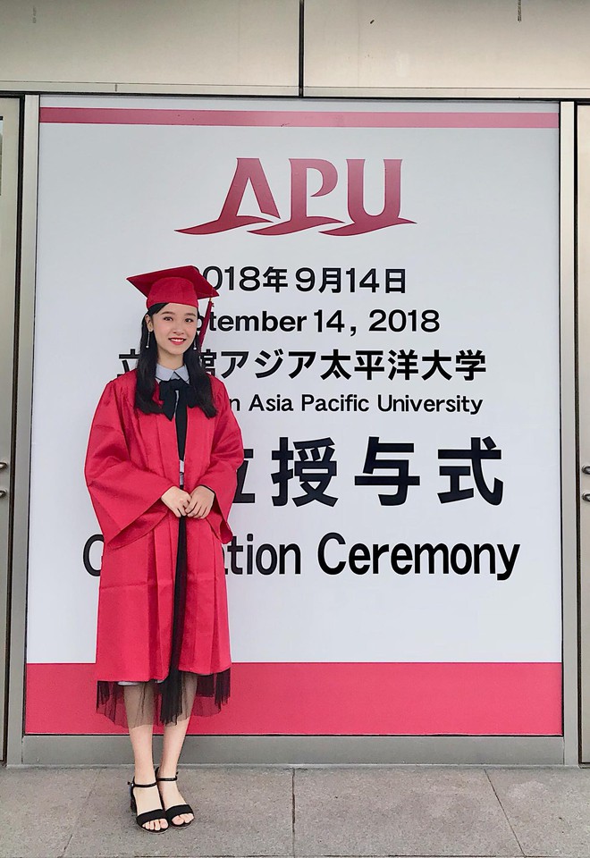 Chỉ 1 bức hình chụp lúc tốt nghiệp, Á khôi Du học sinh Việt toàn thế giới lại khiến dân mạng rung rinh vì quá xinh - Ảnh 2.