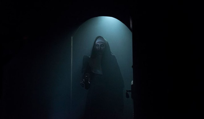 17 bài học cuộc sống hữu ích khi xem phim kinh dị The Nun - Ảnh 8.