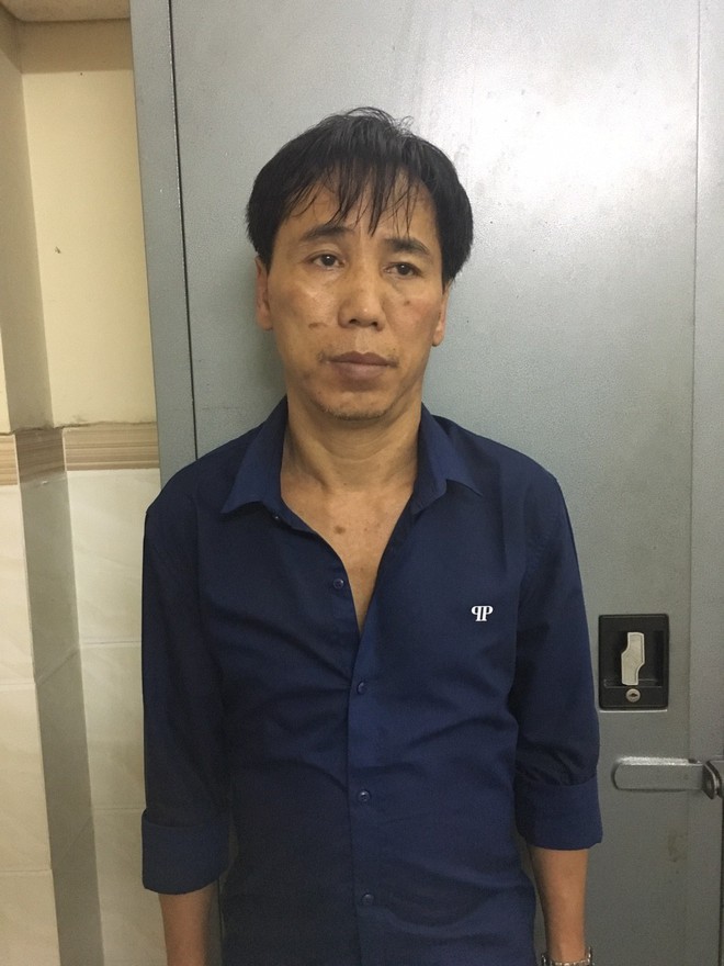 Trinh sát bắt kẻ mang 3 tiền án vẫn đi trộm cắp tài sản ở trung tâm Sài Gòn - Ảnh 1.