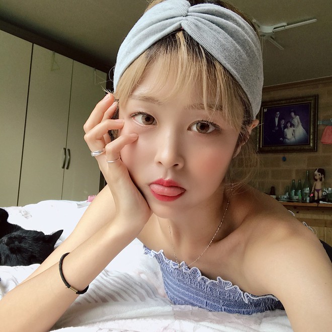 Vẫn biết đắp mặt nạ giấy sẽ gi&uacute;p da đẹp l&ecirc;n, nhưng để chọn đ&uacute;ng loại th&igrave; bạn cần nhớ loạt b&iacute; k&iacute;p n&agrave;y - Ảnh 1.