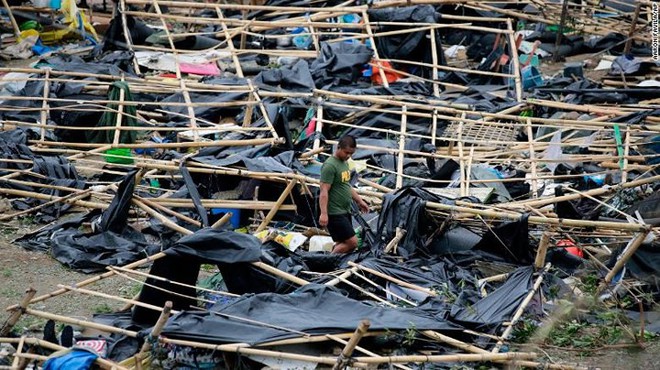 Số người chết v&igrave; b&atilde;o Mangkhut ở Philippines tăng ch&oacute;ng mặt - Ảnh 2.