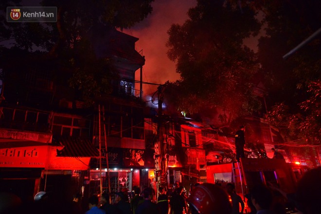 Cháy ở Đê La Thành: Ông chủ khu trọ 15k/đêm nói gì sau vụ cháy - Ảnh 8.