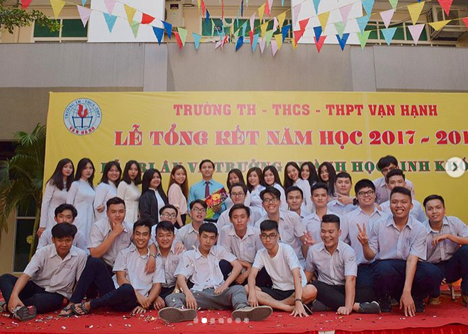 Những hình ảnh vui vẻ thời học sinh ngố tàu của tân Hoa hậu Việt Nam 2018 - Ảnh 4.