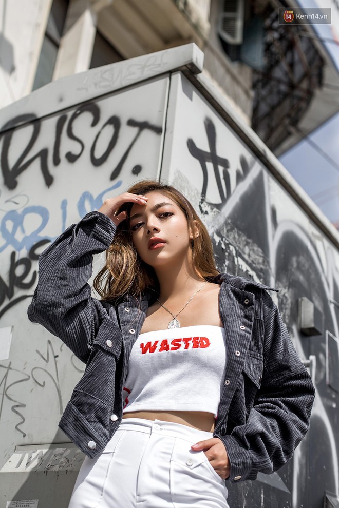 Street style 2 miền: miền Bắc m&agrave;u m&egrave; tươi tắn, miền Nam chuộng đen trắng cool ngầu - Ảnh 10.